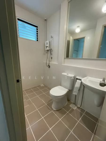 Rumah Teres 2 Tingkat untuk Disewa di Kampung Permatang Tengah (Balik Pulau) - Kelvin Tan - Bathroom - PropertyGuru.com.my
