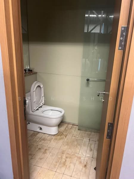 Office for Sale in KLCC (KL City Centre) - Suzanne Shoo - Bathroom - PropertyGuru.com.my