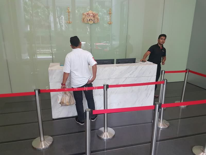 Office for Sale in KLCC (KL City Centre) - Suzanne Shoo - Entrance - PropertyGuru.com.my