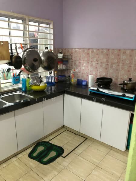 1-storey Terraced House for Sale in Seri Kembangan (Selangor) - Vinc Pheng - Kitchen - PropertyGuru.com.my