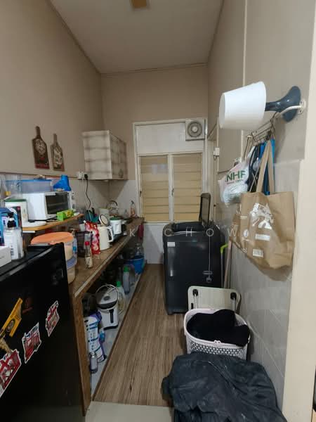 Flat for Sale at Taman Maluri - Zack Chow - Kitchen - PropertyGuru.com.my