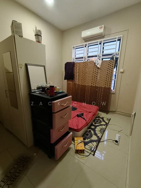 Flat for Sale at Taman Maluri - Zack Chow - Bedroom - PropertyGuru.com.my