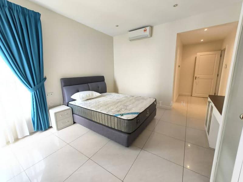 Kondominium untuk Dijual di Kiaramas Cendana - Charmaine Tan - Bedroom - PropertyGuru.com.my