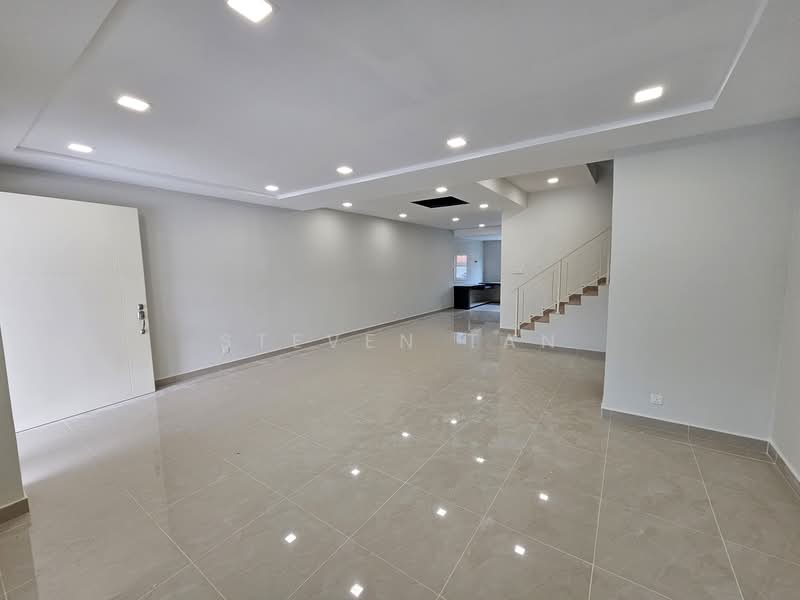 2-storey Terraced House for Sale in Sri Petaling (Kuala Lumpur) - Steven Tan - Living Room - PropertyGuru.com.my