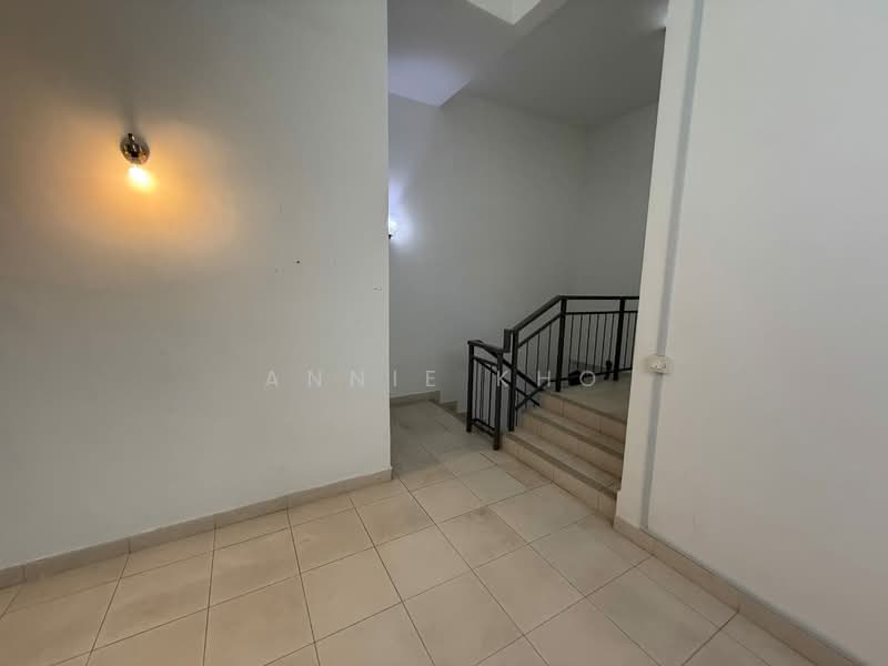 2-storey Terraced House for Sale in Setia Indah 12 (Setia Alam) - Annie Kho - Entrance - PropertyGuru.com.my