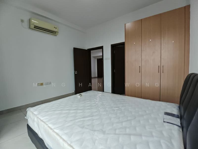 Servis Apartment untuk Dijual di D'Secret Garden (Pangsapuri Kempas Indah) - Meng Hang Wong - Bedroom - PropertyGuru.com.my