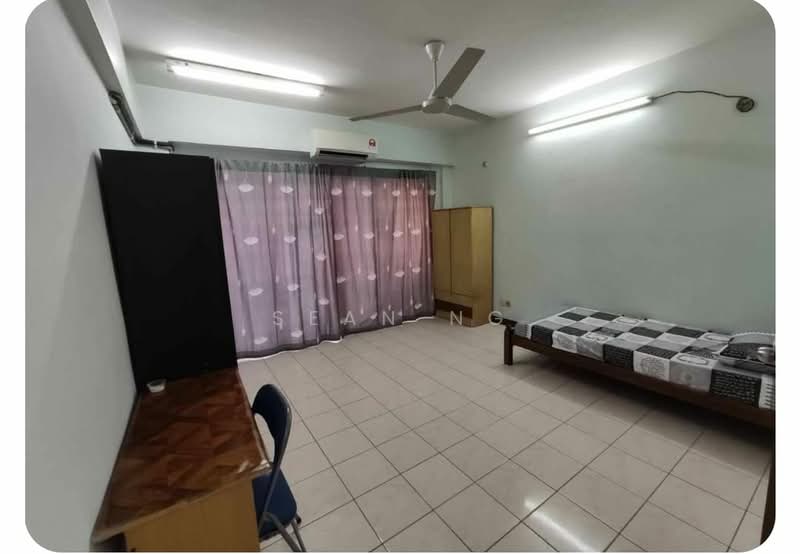 Condominium for Sale at Vista Komanwel A - Sean Ng - Bedroom - PropertyGuru.com.my
