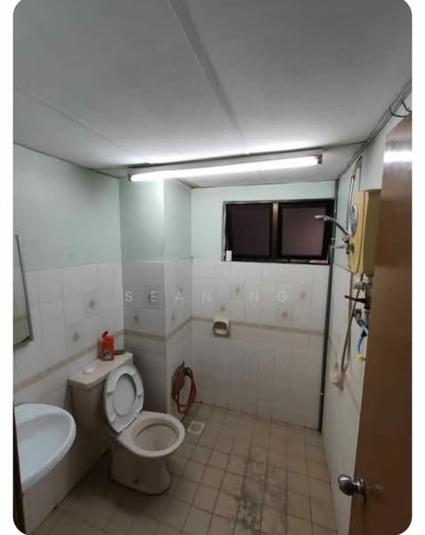 Condominium for Sale at Vista Komanwel A - Sean Ng - Bathroom - PropertyGuru.com.my