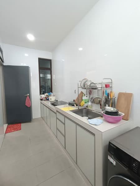 Rumah Teres 2 Tingkat untuk Dijual di Iskandar Puteri (Nusajaya) (Johor) - Inez Ng - Kitchen - PropertyGuru.com.my