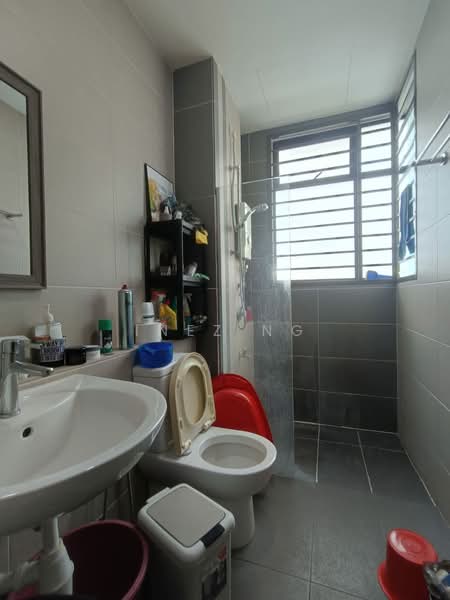 Rumah Teres 2 Tingkat untuk Dijual di Iskandar Puteri (Nusajaya) (Johor) - Inez Ng - Bathroom - PropertyGuru.com.my