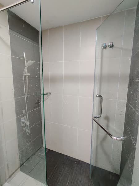 Servis Apartment untuk Disewa di Kanvas SOHO - GG Wong - Bathroom - PropertyGuru.com.my