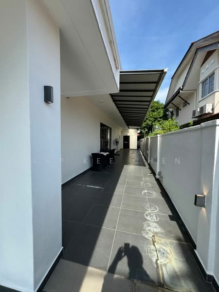 Semi-Detached House for Sale in Sri Petaling (Kuala Lumpur) - Lap Kee Chen - 10 Ft - PropertyGuru.com.my