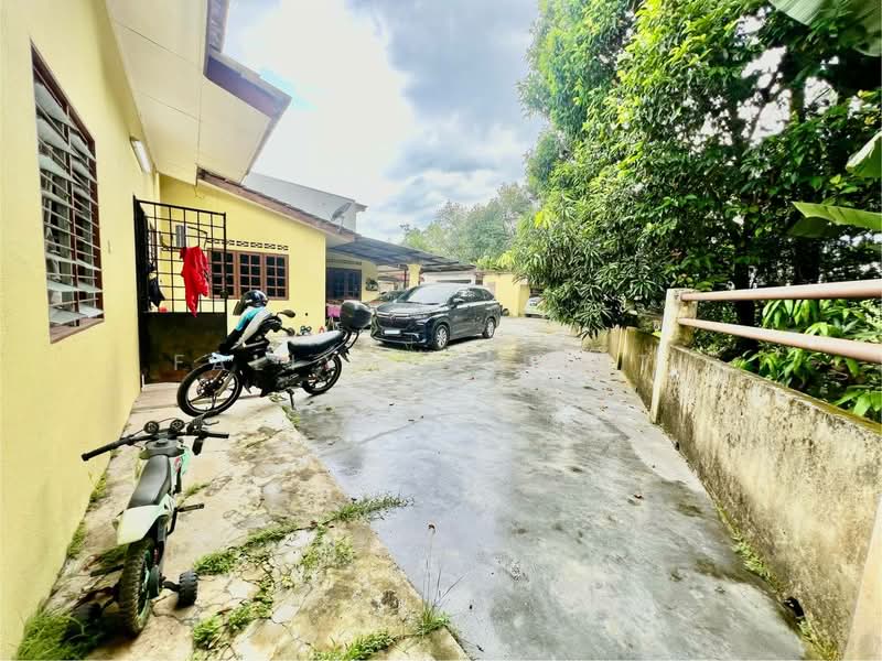 1-storey Terraced House for Sale in Taman Sri Nanding (Hulu Langat) - Faliyana binti Muda - PropertyGuru.com.my