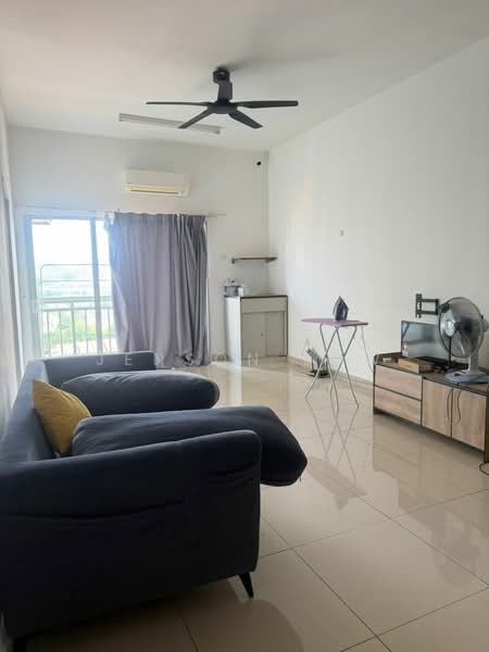 Kondominium untuk Disewa di Permata Residences - Jenson Low - Living Room - PropertyGuru.com.my