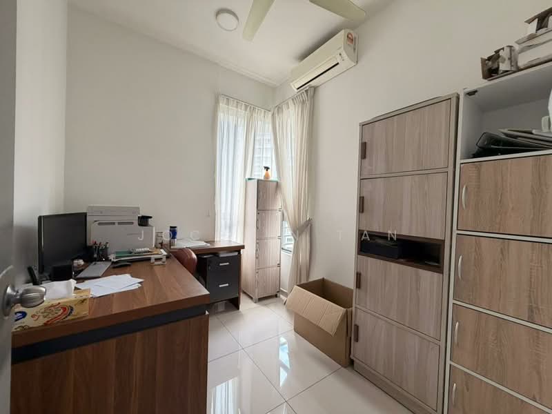 Condominium for Sale at Infiniti 3 Residences - Jocelyn Tan - Study - PropertyGuru.com.my