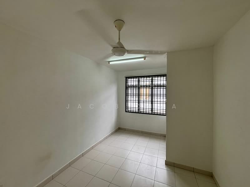 Rumah Teres 2 Tingkat untuk Disewa di Bandar Uda Utama (Johor Bahru) - Jacob Chua - Interior - PropertyGuru.com.my