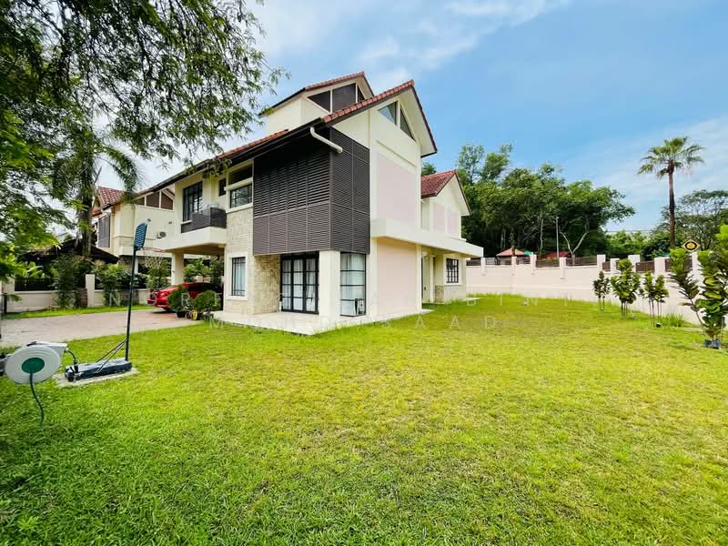 Bungalow for Sale in Bukit Jelutong (Shah Alam) - Norfazilah Binti Mohd Saad - Exterior - PropertyGuru.com.my
