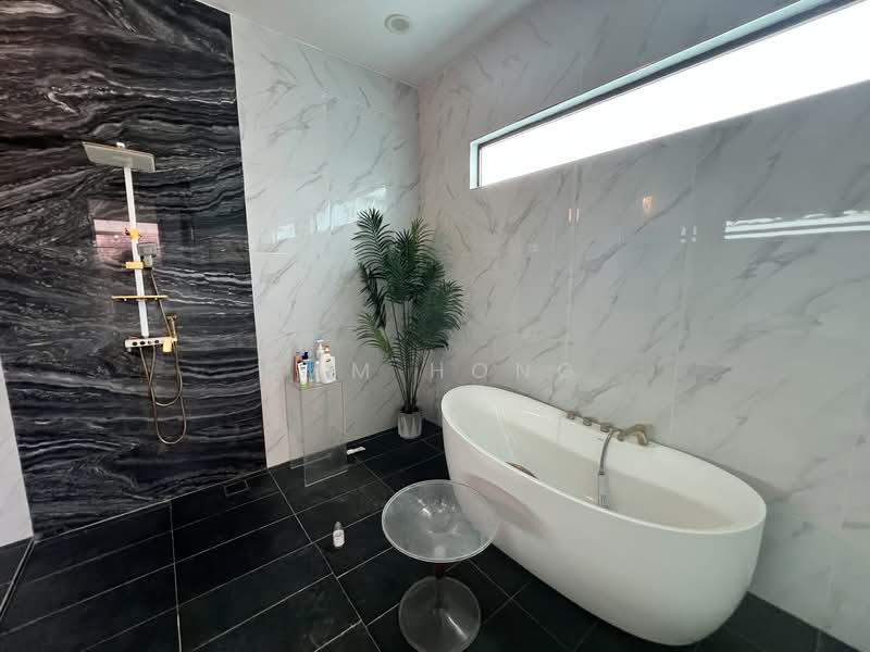 Bungalow for Sale in Setia Eco Park (Setia Alam) - Sam Hong - PropertyGuru.com.my