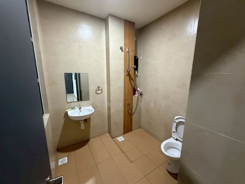 Cluster House for Sale in Taman Gaya (Ulu Tiram) - Danny Yap - Bathroom - PropertyGuru.com.my