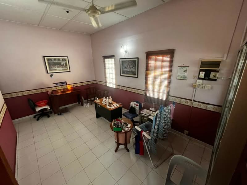 Terraced House for Sale in Taman Tambun (Ipoh) - Mr Chee - Study - PropertyGuru.com.my