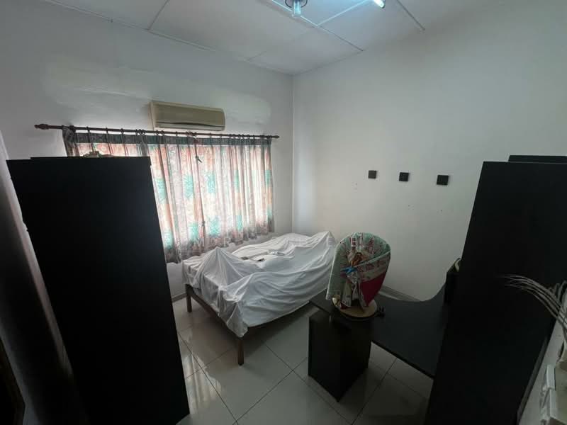 Terraced House for Sale in Taman Tambun (Ipoh) - Mr Chee - Bedroom - PropertyGuru.com.my