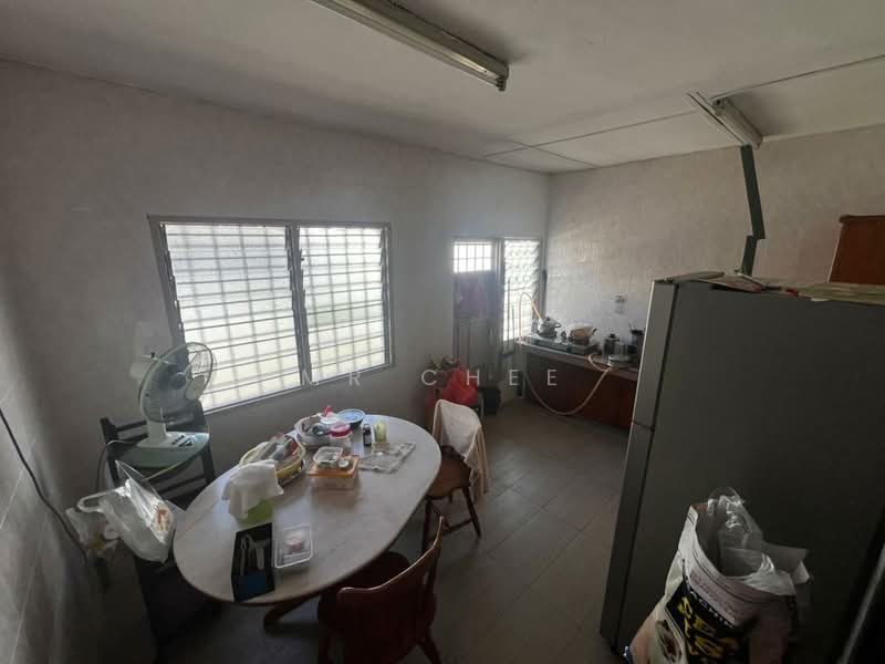 Terraced House for Sale in Taman Tambun (Ipoh) - Mr Chee - Kitchen - PropertyGuru.com.my