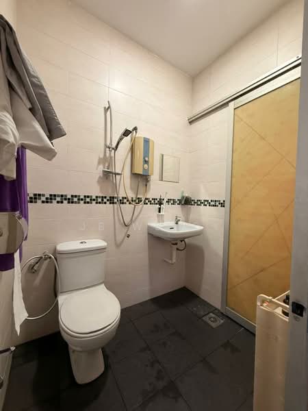 Rumah Teres 2 Tingkat untuk Dijual di Taman Bestari Indah (Ulu Tiram) - JB Wendy - PropertyGuru.com.my