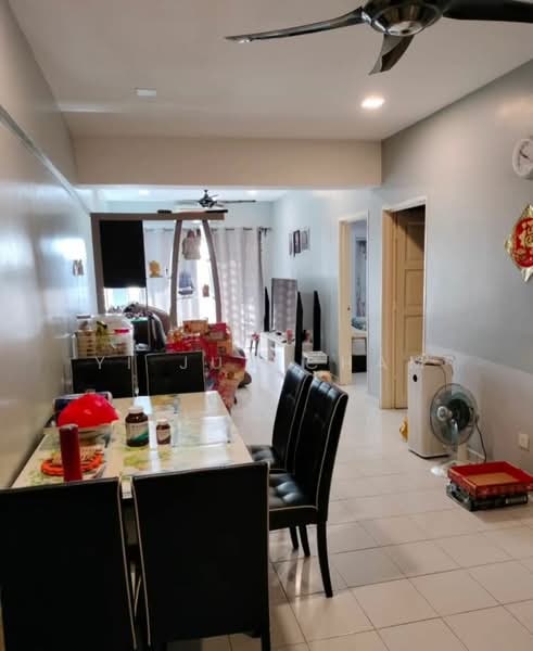 Apartment for Sale at Ixora - Yi Jun Cham - Living Room - PropertyGuru.com.my