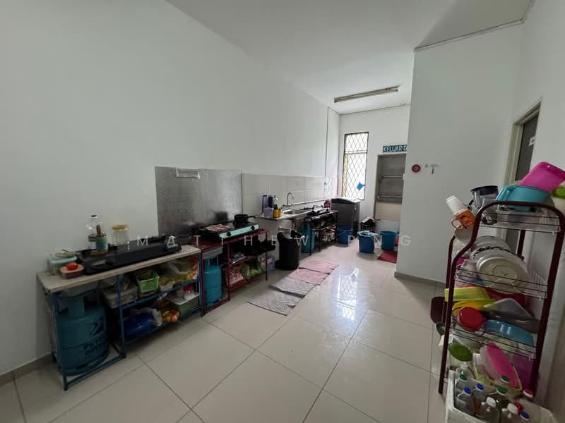 Rumah Teres 3-Tingkat untuk Dijual di Farlim (Ayer Itam) - Matthew Png - Kitchen - PropertyGuru.com.my
