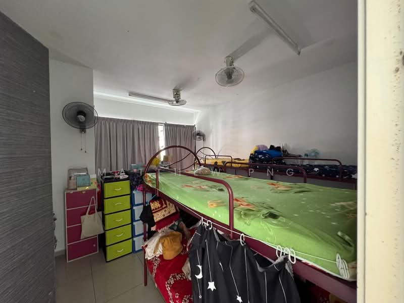 Rumah Teres 3-Tingkat untuk Dijual di Farlim (Ayer Itam) - Matthew Png - Bedroom - PropertyGuru.com.my