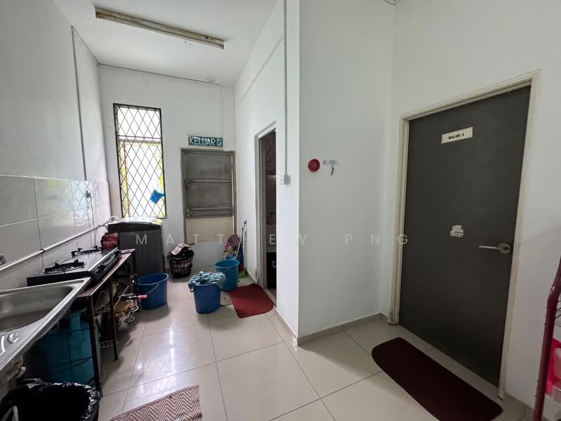 Rumah Teres 3-Tingkat untuk Dijual di Farlim (Ayer Itam) - Matthew Png - Kitchen - PropertyGuru.com.my