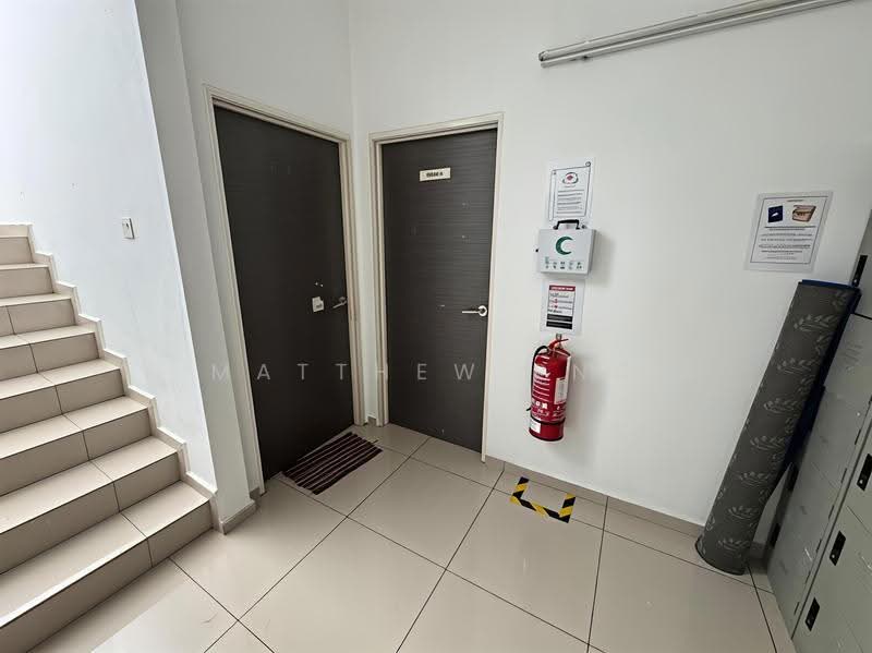 Rumah Teres 3-Tingkat untuk Dijual di Farlim (Ayer Itam) - Matthew Png - Corridor - PropertyGuru.com.my