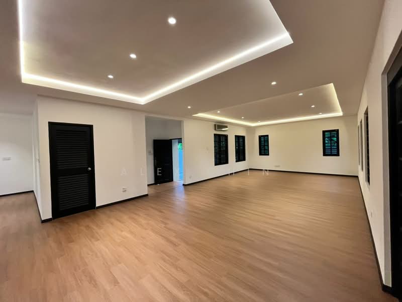 Rumah Berkembar untuk Dijual di Kuching (Sarawak) - Alex Chin - Living Room - PropertyGuru.com.my