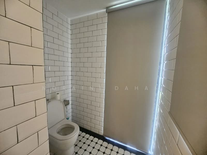 Rumah Banglo untuk Dijual di Ampang Jaya (Ampang) - Noraini Dahan - Bathroom - PropertyGuru.com.my