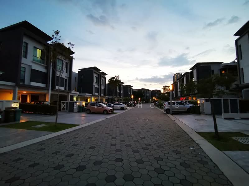 Rumah Berkembar untuk Dijual di Desa Melawati (Setapak) - Kelly Chong - Exterior - PropertyGuru.com.my