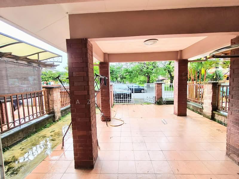 2-storey Terraced House for Sale in Bukit Jelutong (Shah Alam) - Fazri Omar - PropertyGuru.com.my