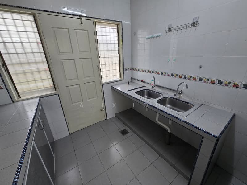 1-storey Terraced House for Rent in Taman Taynton View (Cheras) - Alex Loh - Dry Kitchen - PropertyGuru.com.my