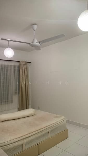 Pangsapuri untuk Dijual di Kenanga Apartments - Justin Ng - Bedroom - PropertyGuru.com.my