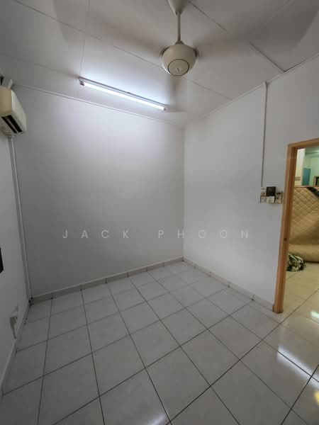 1.5-storey Terraced House for Rent in Johor Bahru (Johor) - Jack Phoon - PropertyGuru.com.my