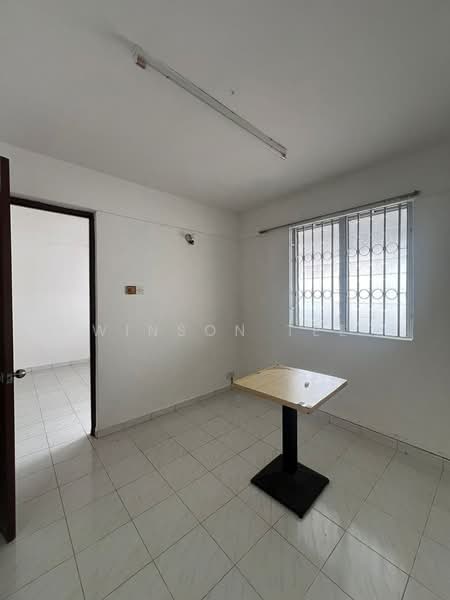 Flat for Sale at Flat Taman Ungku Tun Aminah - Winson Tee - PropertyGuru.com.my