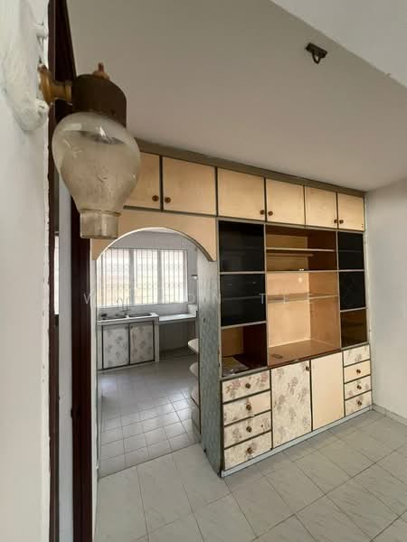 Flat for Sale at Flat Taman Ungku Tun Aminah - Winson Tee - PropertyGuru.com.my