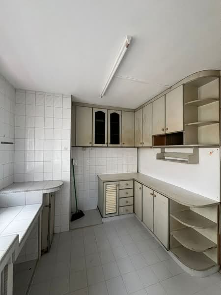 Flat for Sale at Flat Taman Ungku Tun Aminah - Winson Tee - PropertyGuru.com.my