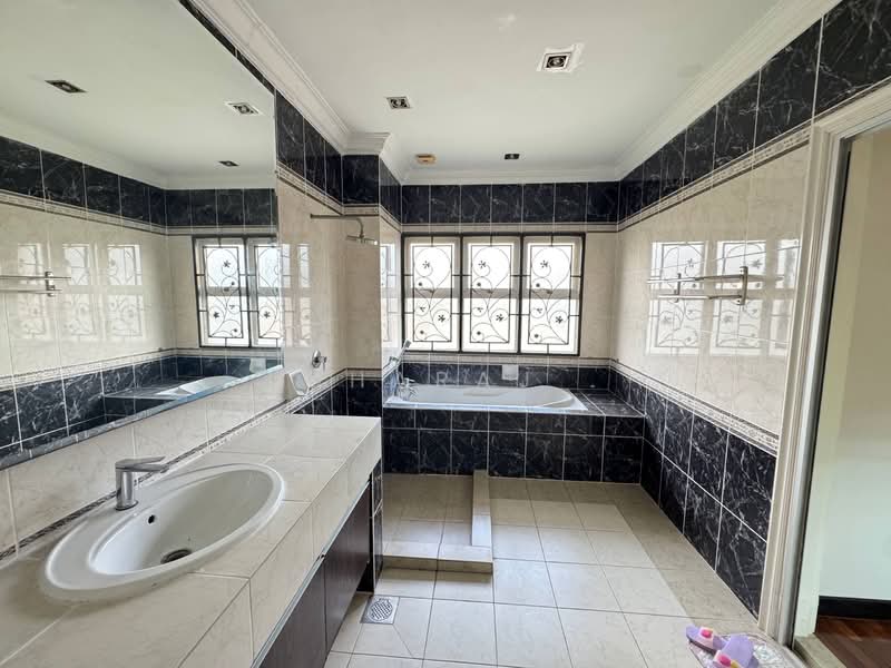 Bungalow for Sale in Ampang Jaya (Ampang) - Loharaj . - PropertyGuru.com.my