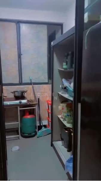Service Residence for Sale at KL Traders Square - Michelle Tan - Kitchen - PropertyGuru.com.my