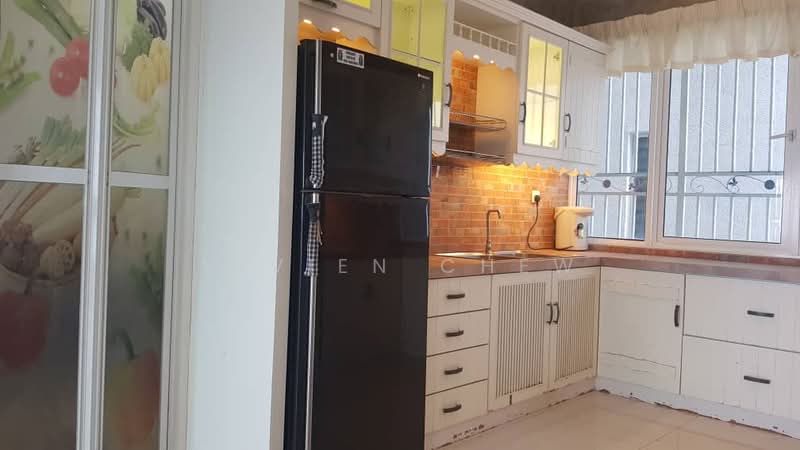 Condominium for Sale at Central Park condominium - Vivien Chew - Kitchen - PropertyGuru.com.my