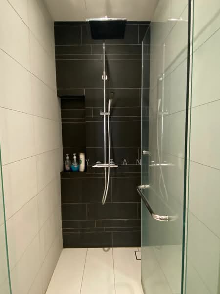 Servis Apartment untuk Disewa di Anggun Residences - JY Tan - Bathroom - PropertyGuru.com.my