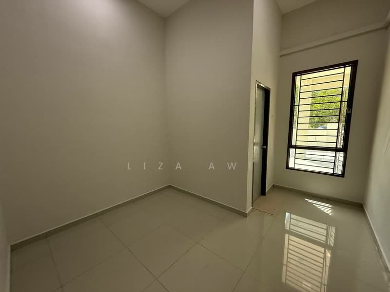 Semi-Detached House for Rent in Taman Nusa Intan (Senawang) - Liza Awi - Interior - PropertyGuru.com.my
