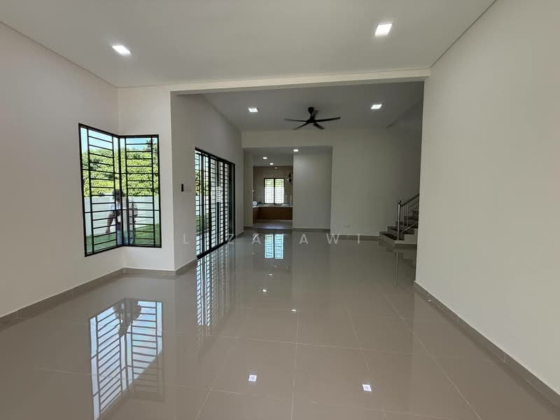 Semi-Detached House for Rent in Taman Nusa Intan (Senawang) - Liza Awi - Living Room - PropertyGuru.com.my
