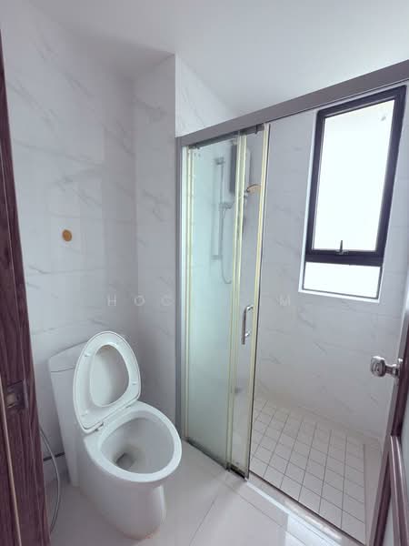 Pangsapuri untuk Dijual di Starview Bay @ Forest City - Hock Kim - Bathroom - PropertyGuru.com.my