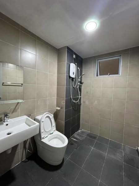 Condominium for Rent at Aurora Residence @ Lake Side City - Eric Sea - Bathroom - PropertyGuru.com.my